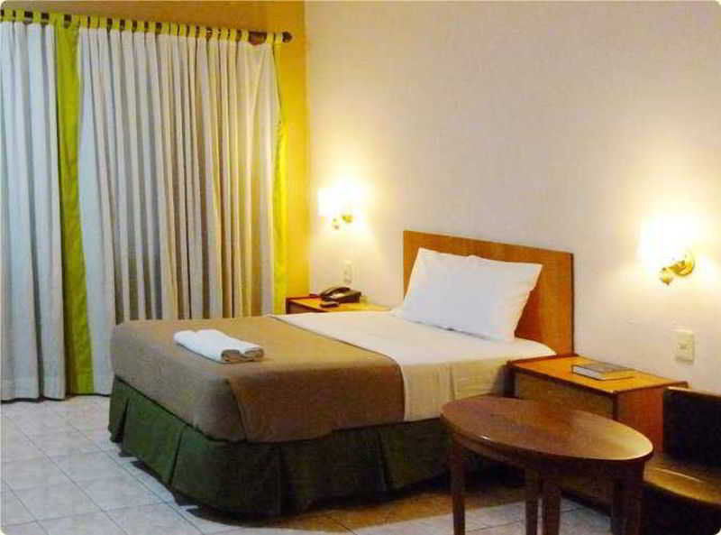 Sequoia Inn Davao Luaran gambar