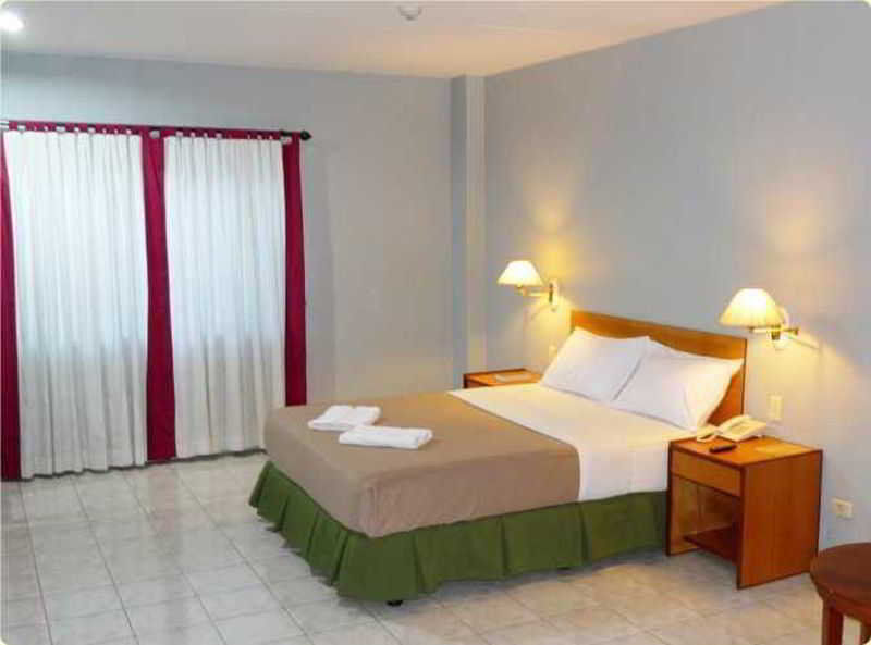 Sequoia Inn Davao Luaran gambar